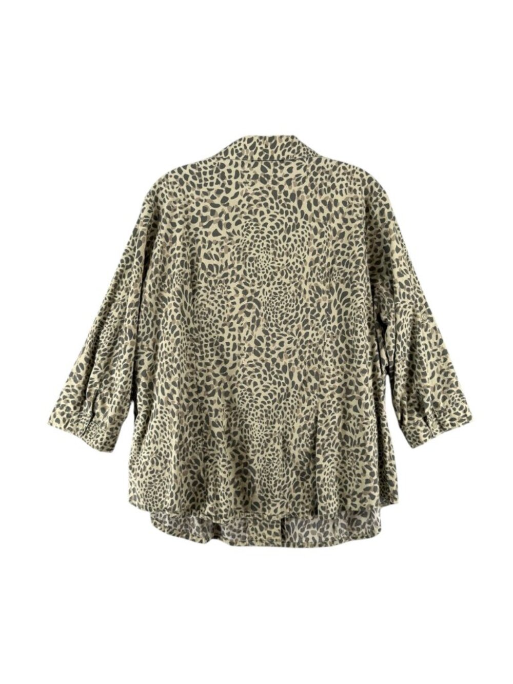 D & Co Womens 1X Green Animal Print Button-Down Blouse 3/4 Tab Sleeves L - Picture 4 of 10